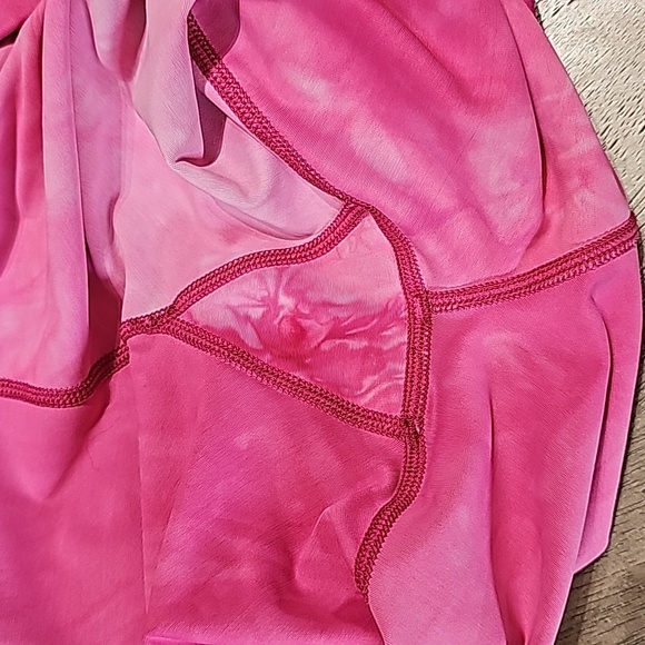 ZYIA Hendrix Mesh Light n Tight Hot Pink Tie Dye Legging Capris Size 6-8 - Picture 9 of 10